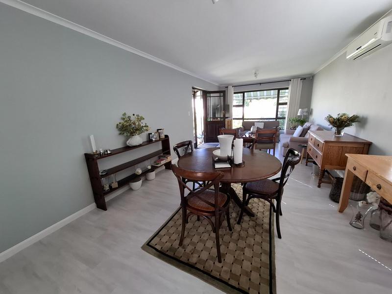 To Let 3 Bedroom Property for Rent in Land and Zeezicht Western Cape